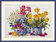 Load image into Gallery viewer, Spring Arrangement
