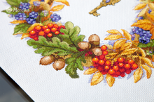 Load image into Gallery viewer, Autumn Wreath
